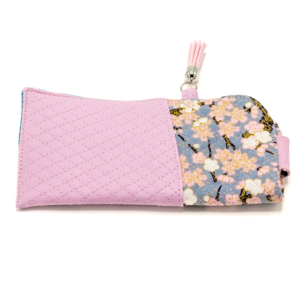 Funda multiusos de flores clásicas Funda multiusos hecha a mano