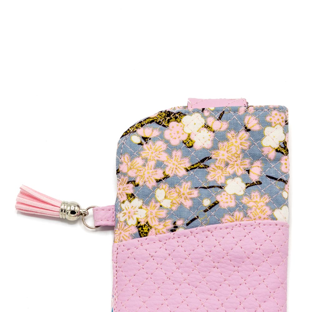 Funda multiusos de flores clásicas Funda multiusos hecha a mano